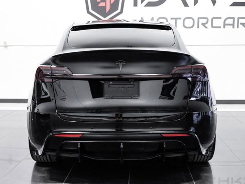 Used 2022 Tesla Model Y Performance AWD/4WD image 10