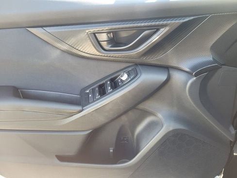 Used 2023 Subaru Crosstrek 2.0i Premium image 27