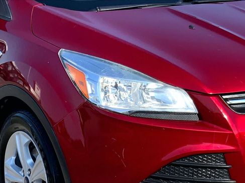 Used 2015 Ford Escape SE FWD image 24