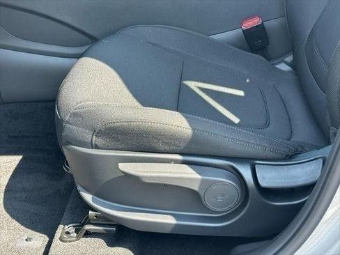 Certified 2026 Hyundai Tucson SE FWD image 25
