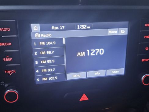 Used 2020 Kia Soul FWD image 16