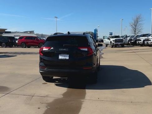 Certified 2022 GMC Terrain SLT w/ Infotainment Package II image 8