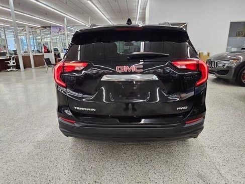 Used 2019 GMC Terrain SLE w/ Driver Convenience Package AWD/4WD image 5