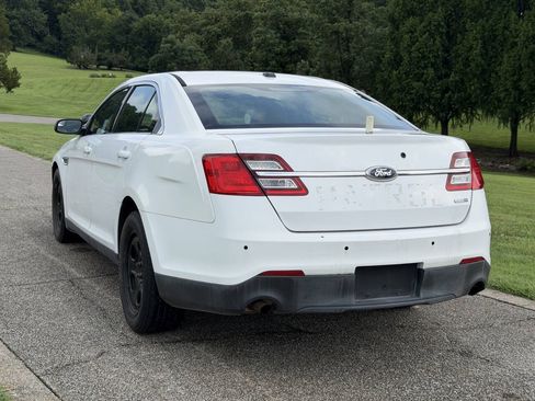 Used 2014 Ford Taurus Police Interceptor AWD image 10