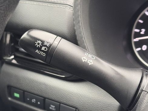 Used 2024 Nissan Sentra SV image 17