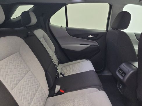 Used 2024 Chevrolet Equinox LS w/ LS Convenience Package FWD image 19