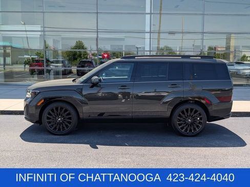 Used 2024 Hyundai Santa Fe Calligraphy FWD image 2