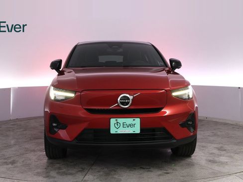 Used 2023 Volvo C40 P8 Recharge Ultimate AWD/4WD image 12
