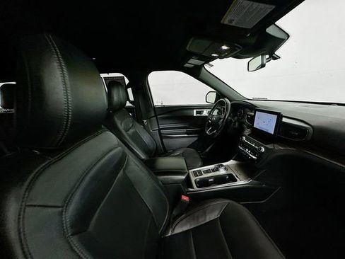 Used 2020 Ford Explorer Limited image 30