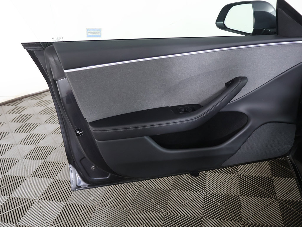 Used 2025 Tesla Model 3 Long Range RWD image 28