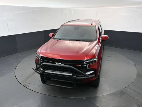Used 2024 Chevrolet Suburban Z71 w/ Luxury Package AWD/4WD image 30