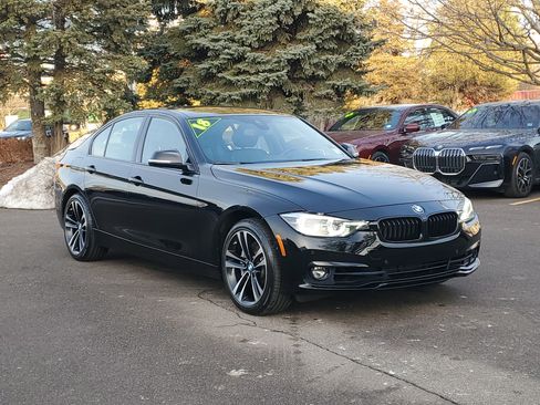 Used 2018 BMW 340i xDrive Sedan image 4