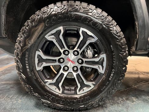 Used 2024 GMC Canyon AT4 w/ LPO, Off Road Lift Package image 26