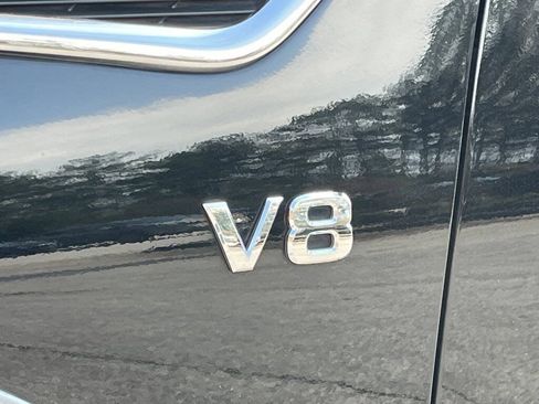 Used 2020 Nissan Armada SL image 30