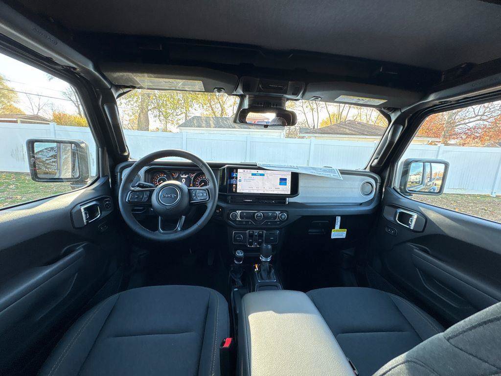 New 2026 Jeep Gladiator Sport AWD/4WD image 12