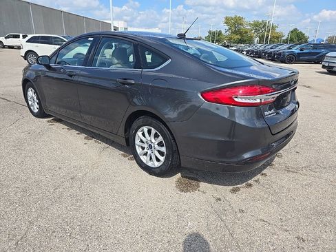 Used 2018 Ford Fusion S FWD image 5