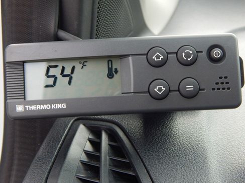 Used 2020 Ford Transit Connect XL image 27