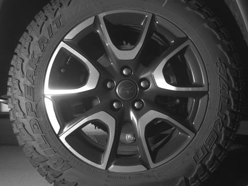 Used 2025 Jeep Compass Trailhawk AWD/4WD image 15