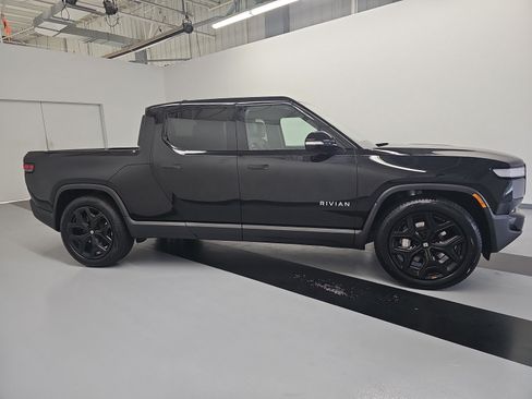Used 2024 Rivian R1T Adventure AWD/4WD image 6