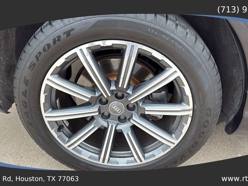 Used 2018 Audi Q7 3.0T Premium Plus w/ Premium Plus Package image 11