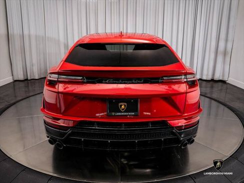 Used 2024 Lamborghini Urus S AWD/4WD image 11