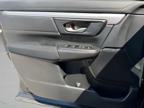 Used 2019 Honda CR-V LX image 21