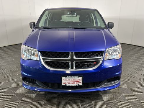 Used 2018 Dodge Grand Caravan SE w/ UConnect Hands-Free Group FWD image 6