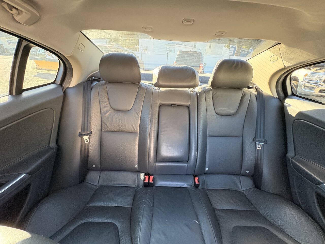 Used 2012 Volvo S60 T5 FWD image 22