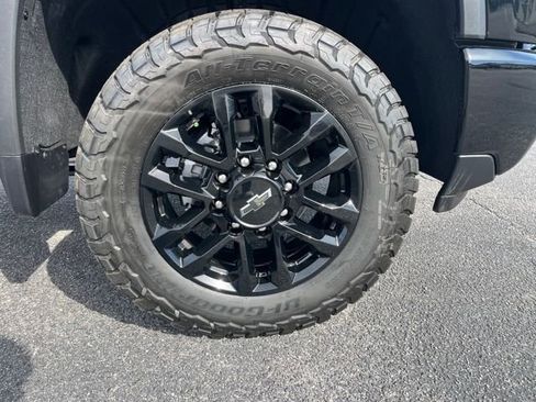 New 2026 Chevrolet Silverado 2500 LT w/ Trail Boss Package AWD/4WD image 10