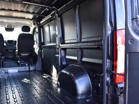 New 2026 RAM ProMaster 2500 w/ Advanced Safety Group FWD image 37