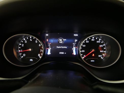 Used 2018 Jeep Compass Limited w/ Navigation Group AWD/4WD image 21