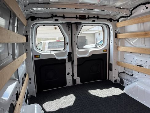Used 2025 Ford Transit 250 Low Roof w/ Exterior Upgrade Package RWD image 19