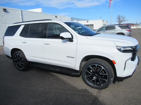 Certified 2023 Chevrolet Tahoe RST image 3