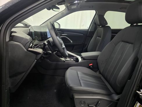 New 2025 Audi Q5 Premium Plus image 13