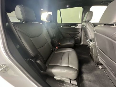 Used 2025 Cadillac XT6 Premium Luxury w/ Technology Package image 28