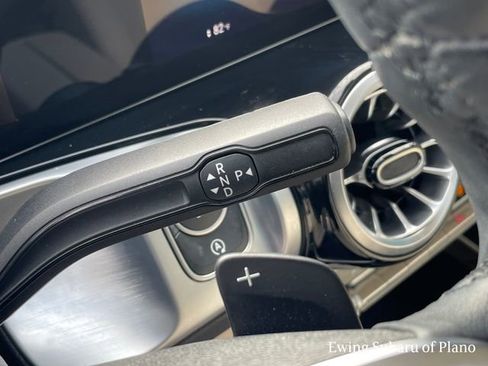 Used 2023 Mercedes-Benz GLB 250 w/ Premium Package image 33