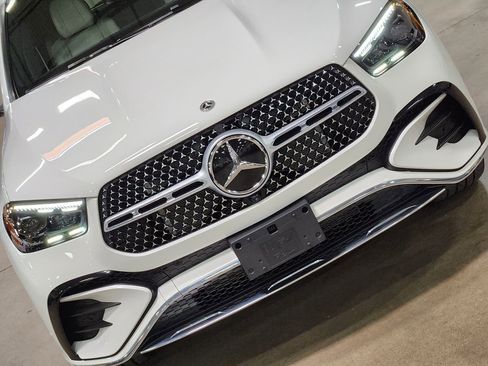 Used 2024 Mercedes-Benz GLE 350 4MATIC SUV image 19