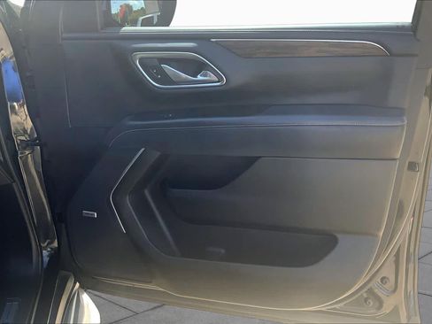 Used 2021 Chevrolet Tahoe Premier RWD image 23