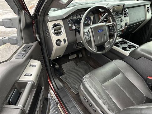 Used 2015 Ford F350 Lariat w/ Chrome Package image 30