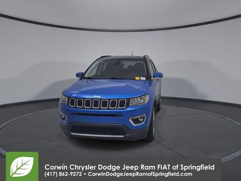 Used 2019 Jeep Compass Limited AWD/4WD image 5
