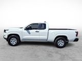 Used 2022 Nissan Frontier S image 2