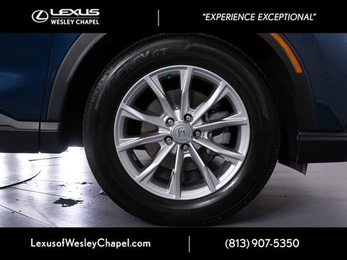 Used 2024 Honda CR-V EX-L image 3