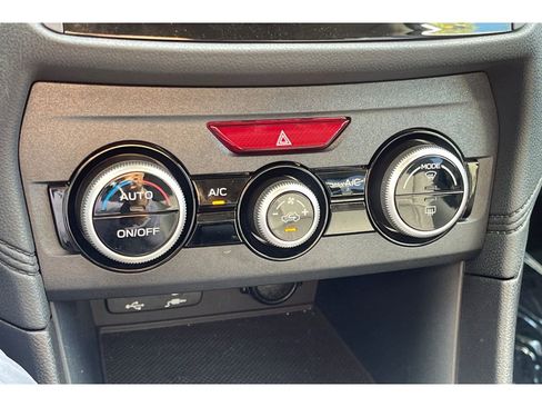 Certified 2023 Subaru Crosstrek 2.0i image 27