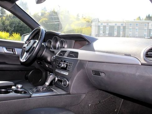 Used 2012 Mercedes-Benz C 300 4MATIC Sedan image 17