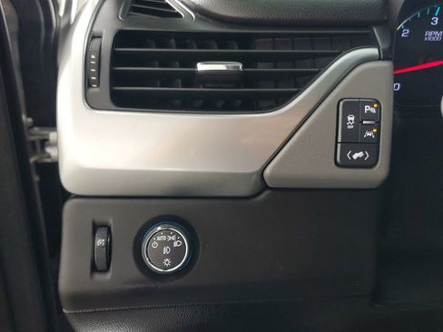 Used 2016 Chevrolet Tahoe LT w/ LT Signature Package image 26