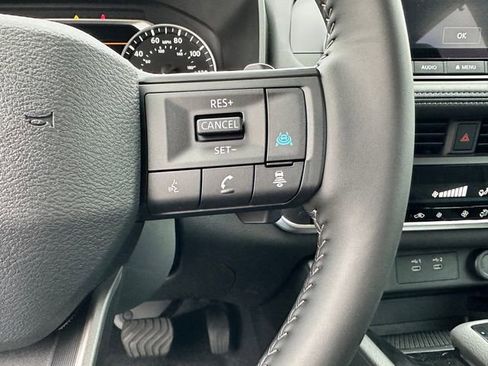 Used 2026 Nissan Rogue SV w/ SV Premium Package image 14