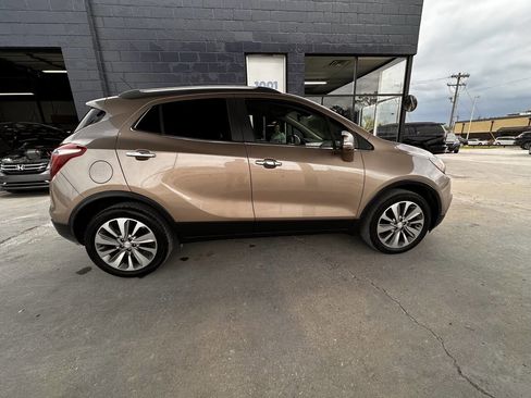 Used 2019 Buick Encore Preferred image 9