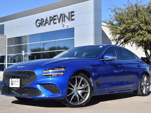 Used 2023 Genesis G70 3.3T image 2