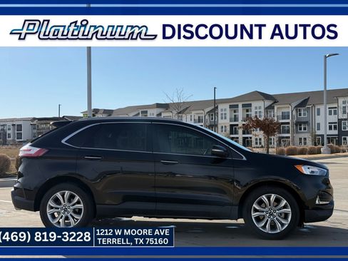 Used 2020 Ford Edge Titanium image 1