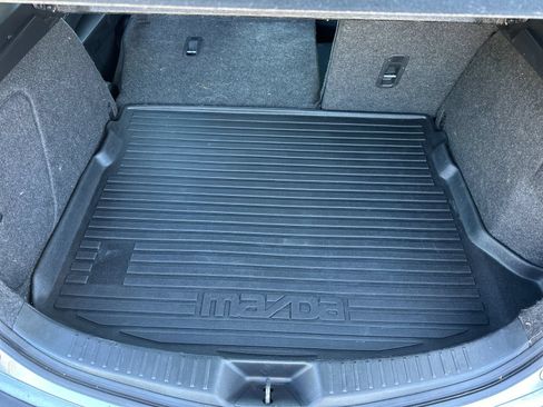 Used 2011 MAZDA MAZDA3 s Sport FWD image 14